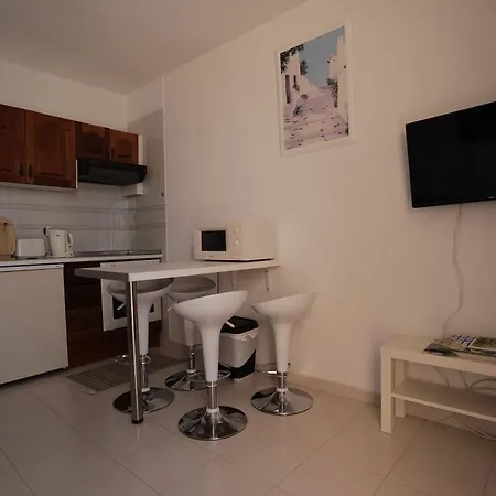 Apartment Paradise Court