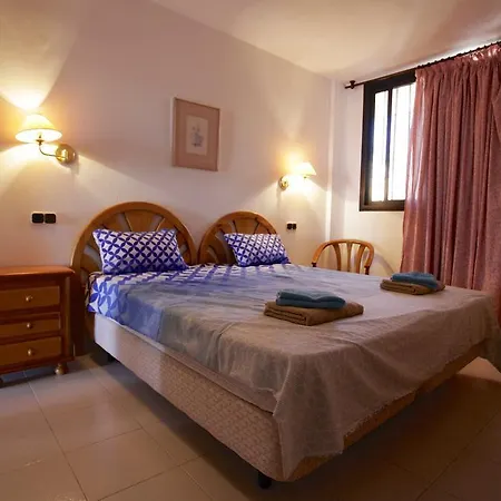 Apartment Paradise Court